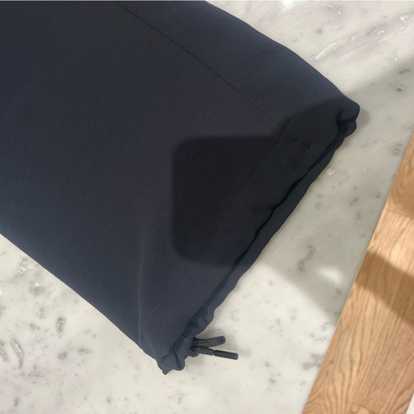 Aritzia WILFRED Marne Pant | Black Size 2 - Picture 3 of 4